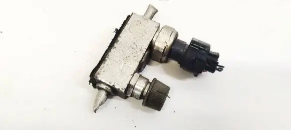 Toyota RAV 4 (XA30) Air conditioning (A/C) pressure sensor 4990007880 499000-7880