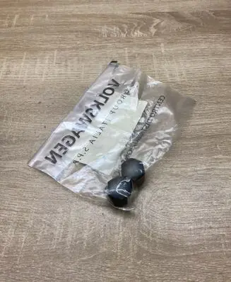 Audi A4 S4 B5 8D Wheel nut cap/cover 8D0601173D