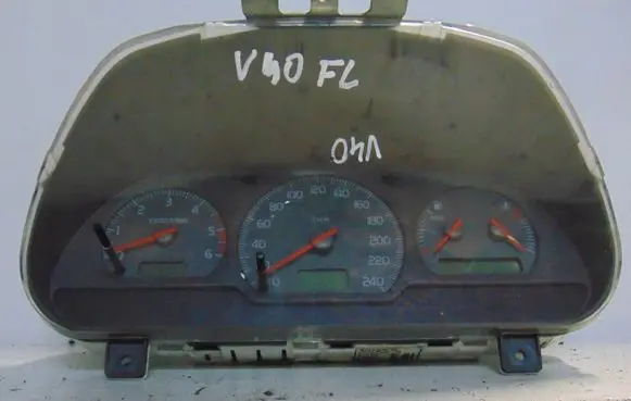Volvo S40, V40 Speedometer (instrument cluster) 30889706