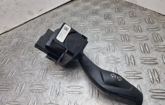 Ford C-MAX II Indicator stalk AV6T13335AB