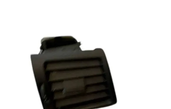 Dashboard side air vent grill/cover trim