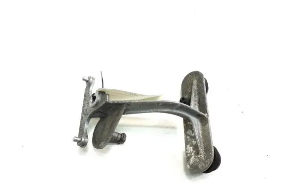 Mercedes-Benz C W204 ABS pump bracket A2044310240