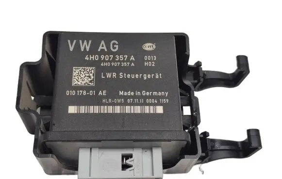 Audi A7 S7 4G Light module LCM 4H0907357A 01017801AE