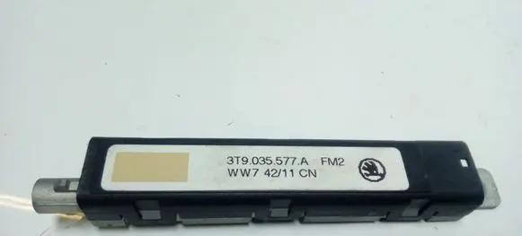 Skoda Superb B6 (3T) Aerial antenna amplifier 3T9035577A