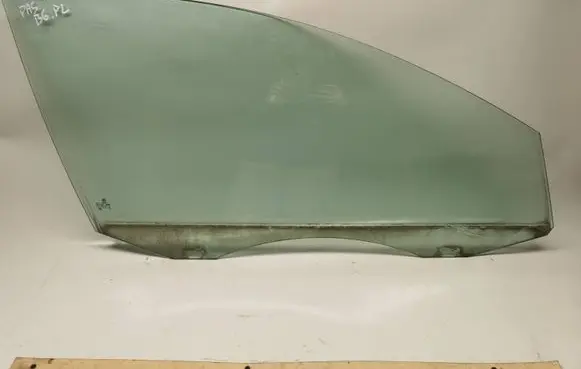 Volkswagen PASSAT B6 Front door window glass four-door 43R00082 A011404
