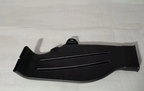 Audi Q8 Intake resonator 4M0819811D