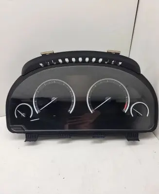 BMW 5 F10 F11 Speedometer (instrument cluster) 9363248 17388410 0263726161