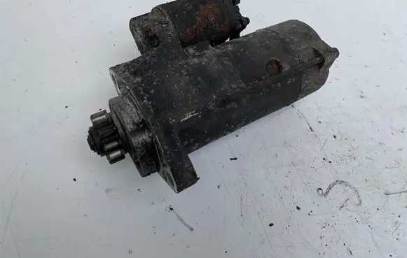 Nissan Pathfinder R51 Starter motor