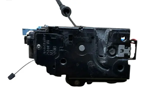 Skoda Octavia Mk2 (1Z) Front door lock 3D2837015K A00473