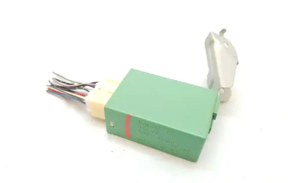Mazda Premacy Door central lock control unit/module L11667830