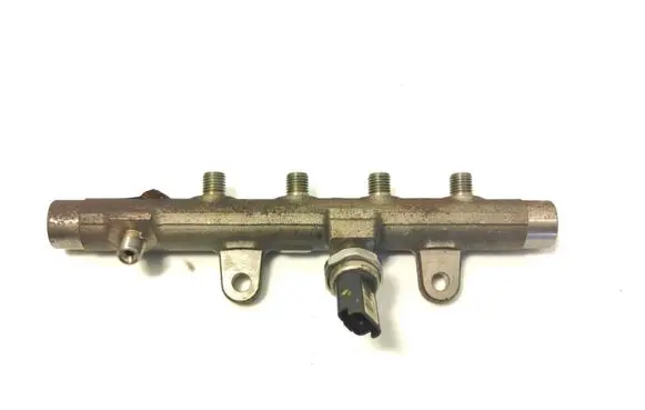 Renault Scenic III - Grand scenic III Fuel main line pipe A2C27000234 8200704212 5WS40440