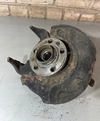 Skoda Fabia Mk3 (NJ) Front wheel hub spindle knuckle