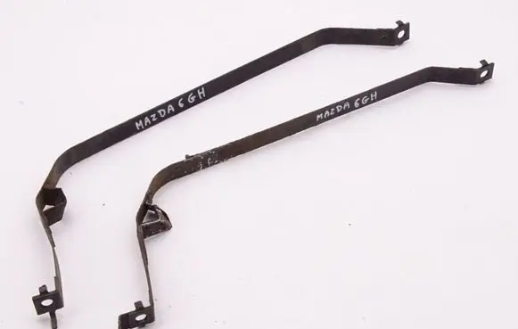 Mazda 6 Fuel tank mounting bracket 
