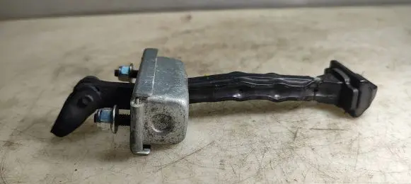Chrysler 200 Front door check strap stopper 319ACA