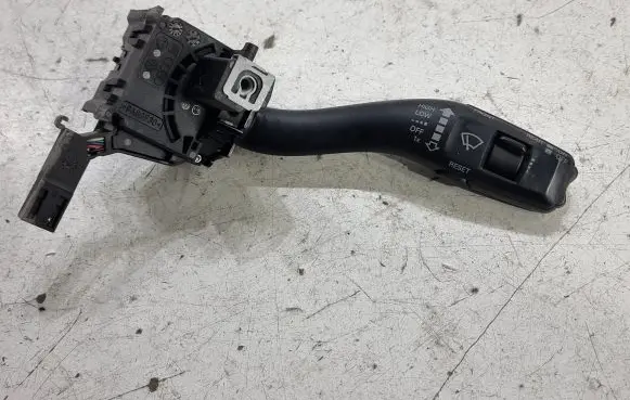 Audi A3 S3 A3 Sportback 8P Wiper control stalk 8P0953519E