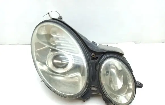 Mercedes-Benz E W211 Headlight/headlamp A0028202426 5DF00827900