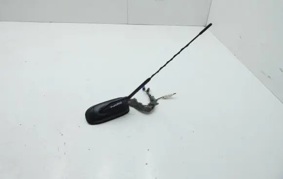 Volkswagen Tiguan Aerial GPS antenna 1K0035501F