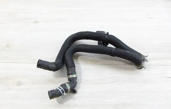 Renault Megane IV Engine coolant pipe/hose 924103739R