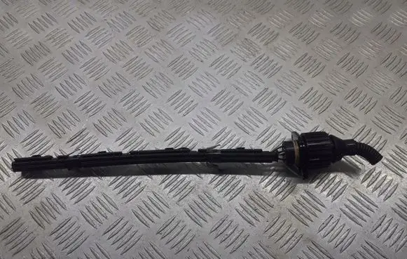 Volkswagen PASSAT B5.5 Fuel injector wires 038871803