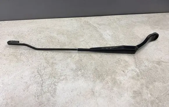 Chrysler Sebring (ST-22 - JR) Front wiper blade arm 04805521AB