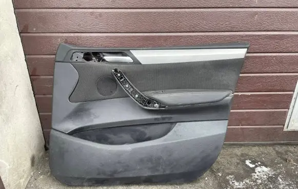 BMW X3 F25 Front door card panel trim 105006257 55997491