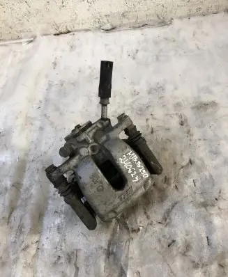 Mercedes-Benz B W246 W242 Rear brake caliper A047982