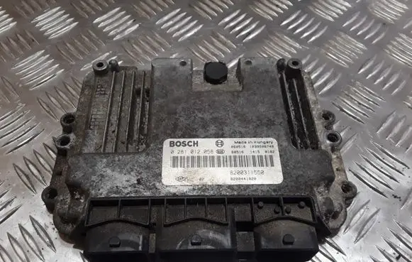 Renault Espace - Grand espace IV Engine control unit/module 8200311550 0281012058