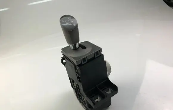 Toyota Prius (XW30) Gear shift switch/knob 8945147030