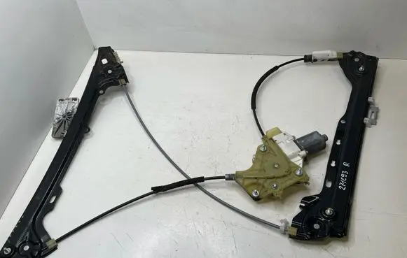 BMW 3 E92 E93 Front door window regulator with motor 7193456 7191118