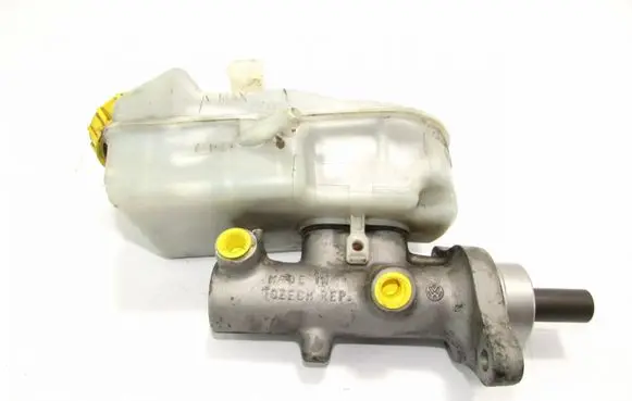 Volkswagen Transporter - Caravelle T5 Master brake cylinder 7H0611303B