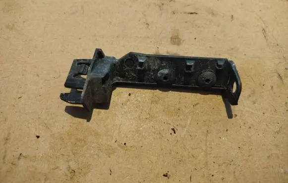 Audi A6 S6 C8 4K Rear bumper mounting bracket 4K5807889