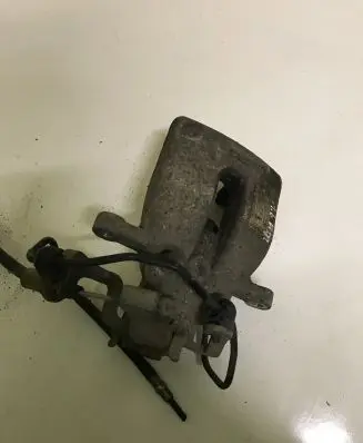 Peugeot 5008 Rear brake caliper 4401Q2