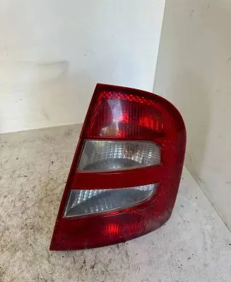 Skoda Fabia Mk1 (6Y) Rear/tail lights 6Y6945096 6Y6945112