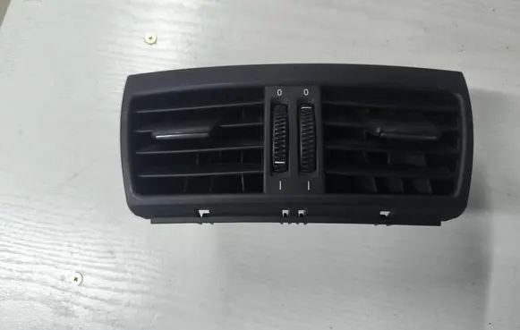 BMW X5 E70 Rear air vent grill 6954953 6958748 6954954