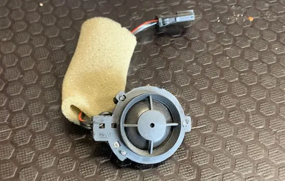 Skoda Yeti (5L) Subwoofer speaker 1Z0035411P