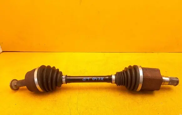 Volvo XC40 Front driveshaft P32240098