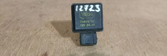 Peugeot 806 Coolant level sensor 9620980980 73506202 CARTIER