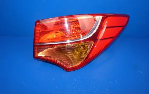 Hyundai Grand Santa Fe NC Rear/tail lights 924022W030