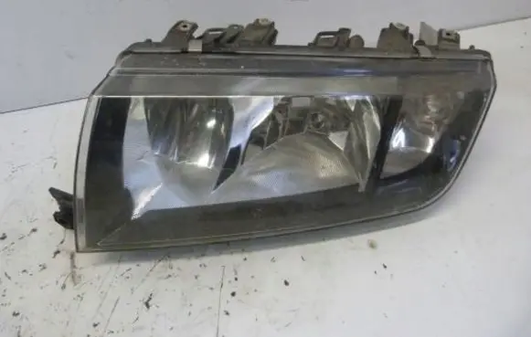 Skoda Fabia Mk1 (6Y) Headlight/headlamp