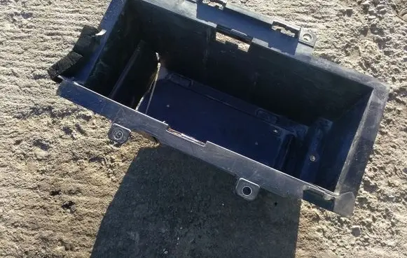 Peugeot Boxer Battery box tray 1355357080