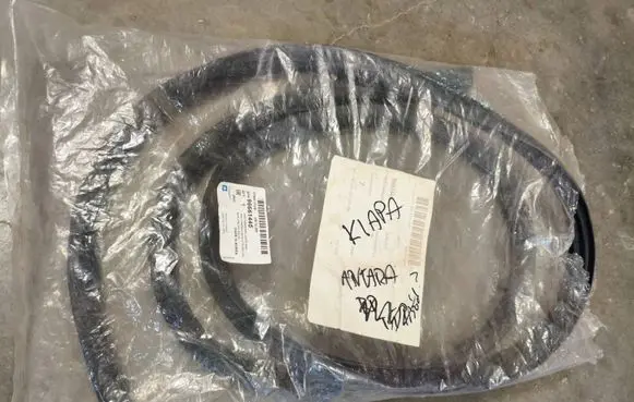 Opel Antara Trunk rubber seal (body) 96661445