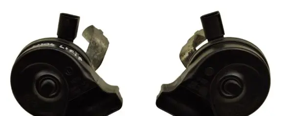 Mercedes-Benz C W204 Horn signal A0065428020 A0065429222