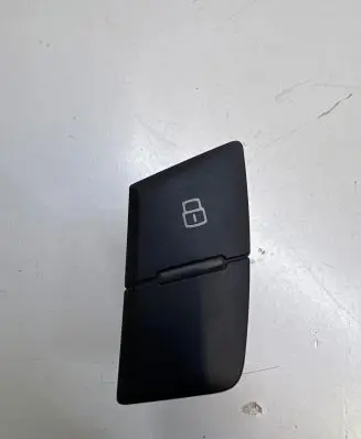 Audi A6 C7 Central locking switch button 4G0962107