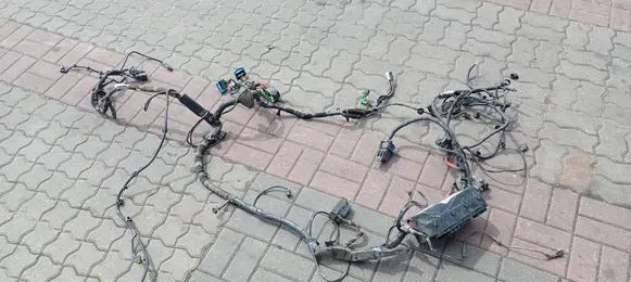 Volvo V50 Engine installation wiring loom 30732189-A