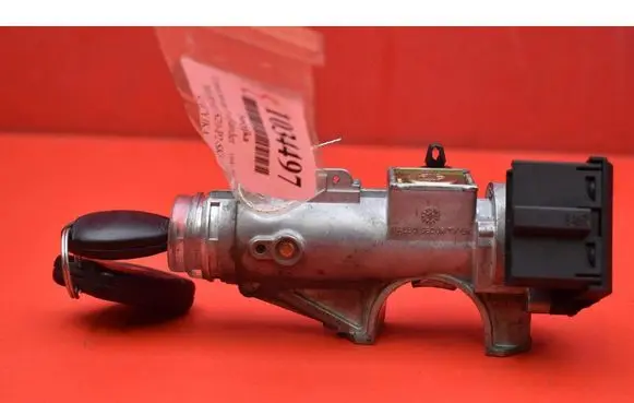 Land Rover Freelander Ignition lock YXB100350
