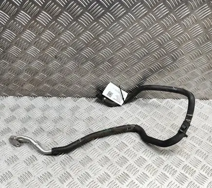 BMW X5 F15 Engine coolant pipe/hose 7647710