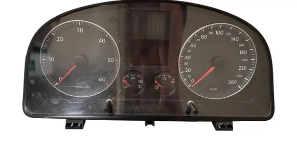 Volkswagen Touran I Speedometer (instrument cluster) 1T0920864A V0002000