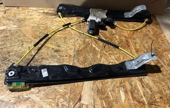 Land Rover Range Rover Velar Front door window regulator with motor J8A223201AB