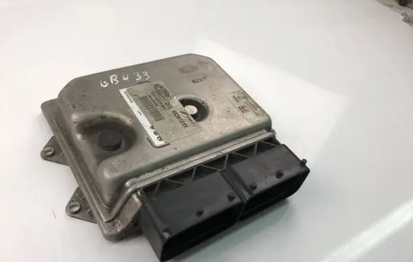 Fiat Doblo Engine control unit/module 55281051