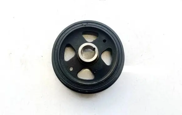 Toyota C-HR I Crankshaft pulley 80106e